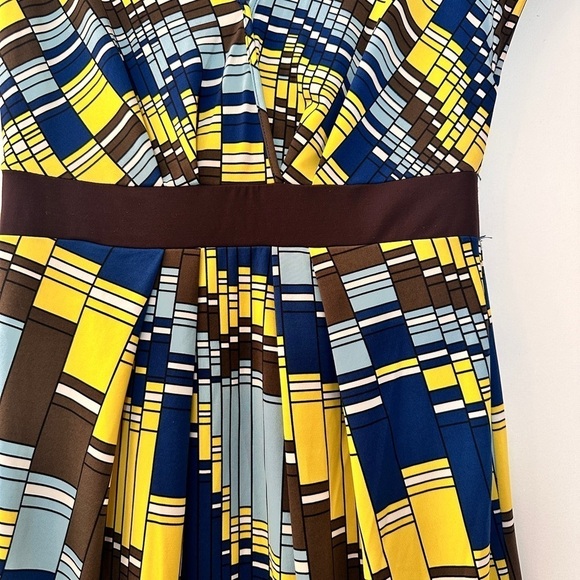 BCBG Max Azria Women’s Y2K Abstract Geometric Print Dress Size M - Picture 5 of 9